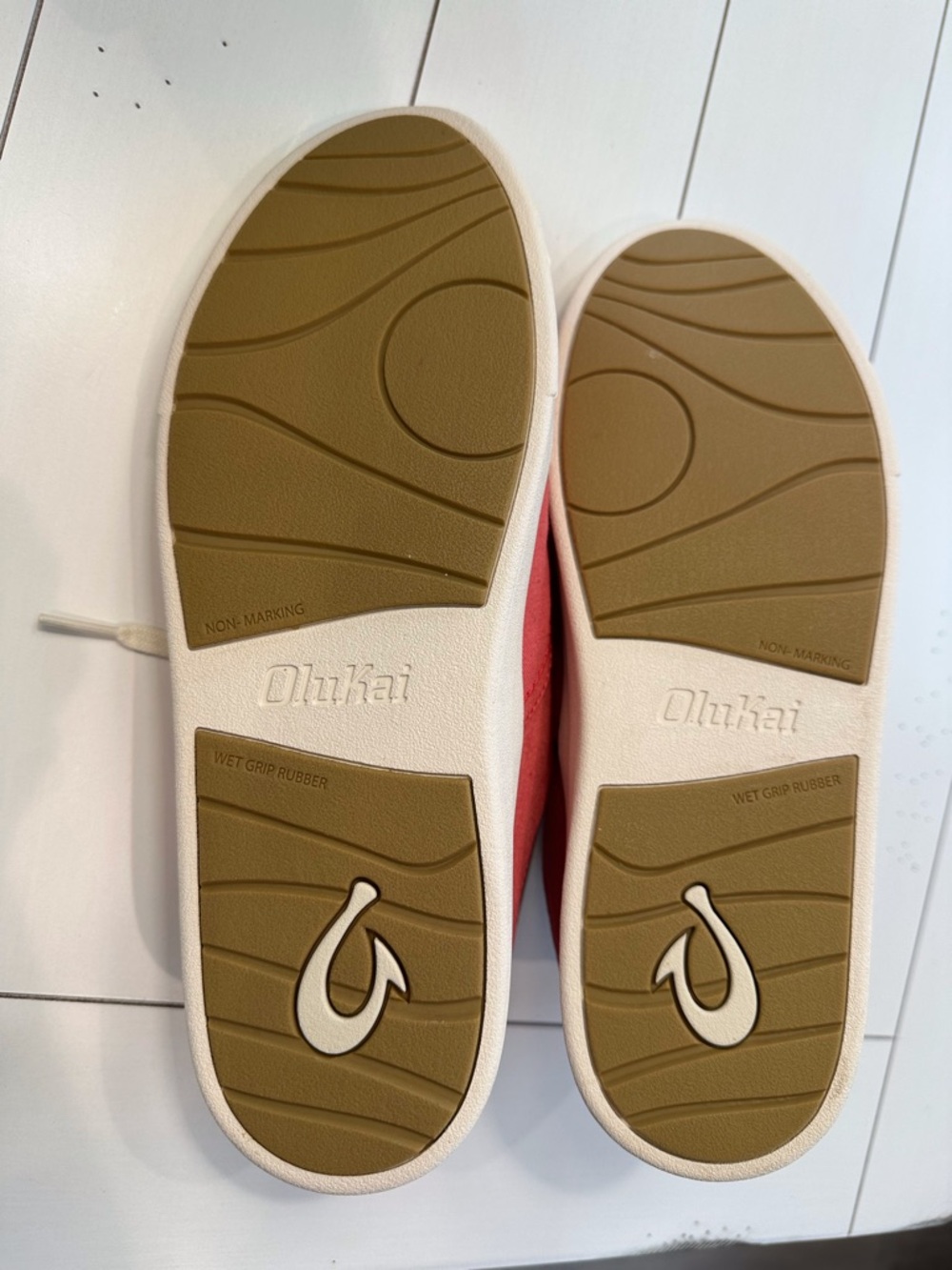 OluKai Pink Canvas Sneakers - Women's W9.5 New Without Box - Picture 6 of 12
